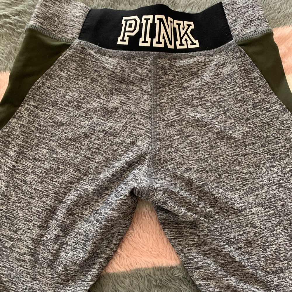 PINK leggings !!!